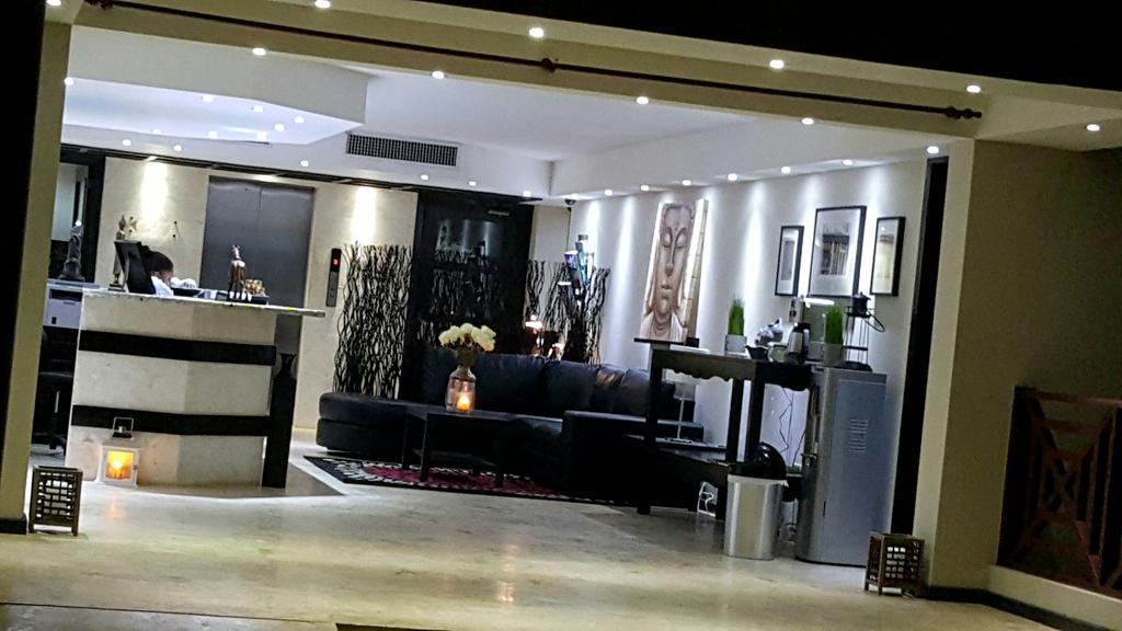 Savoy Hotel Boutique ลาสแตร์เรนาส ภายนอก รูปภาพ