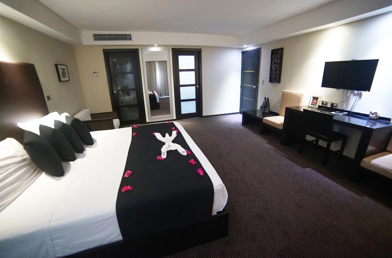 Savoy Hotel Boutique ลาสแตร์เรนาส ภายนอก รูปภาพ